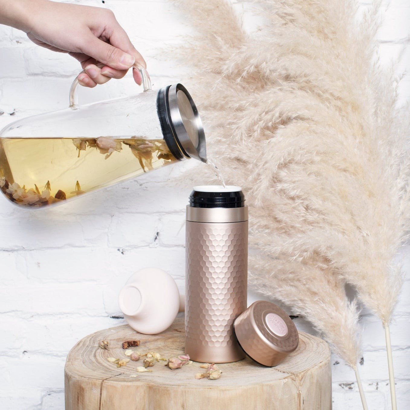 Harmony Stainless Steel Travel Mug with Ceramic Core by ACERA LIVEN