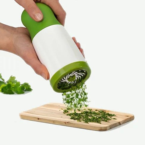 The Healing Herbs Mill for a Healthy Start in your Kitchen by VistaShops