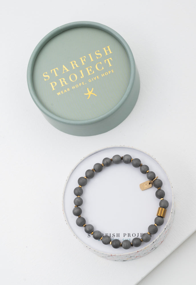 Glimmer Agate Stretch Bracelet in Glittering Charcol by Starfish Project
