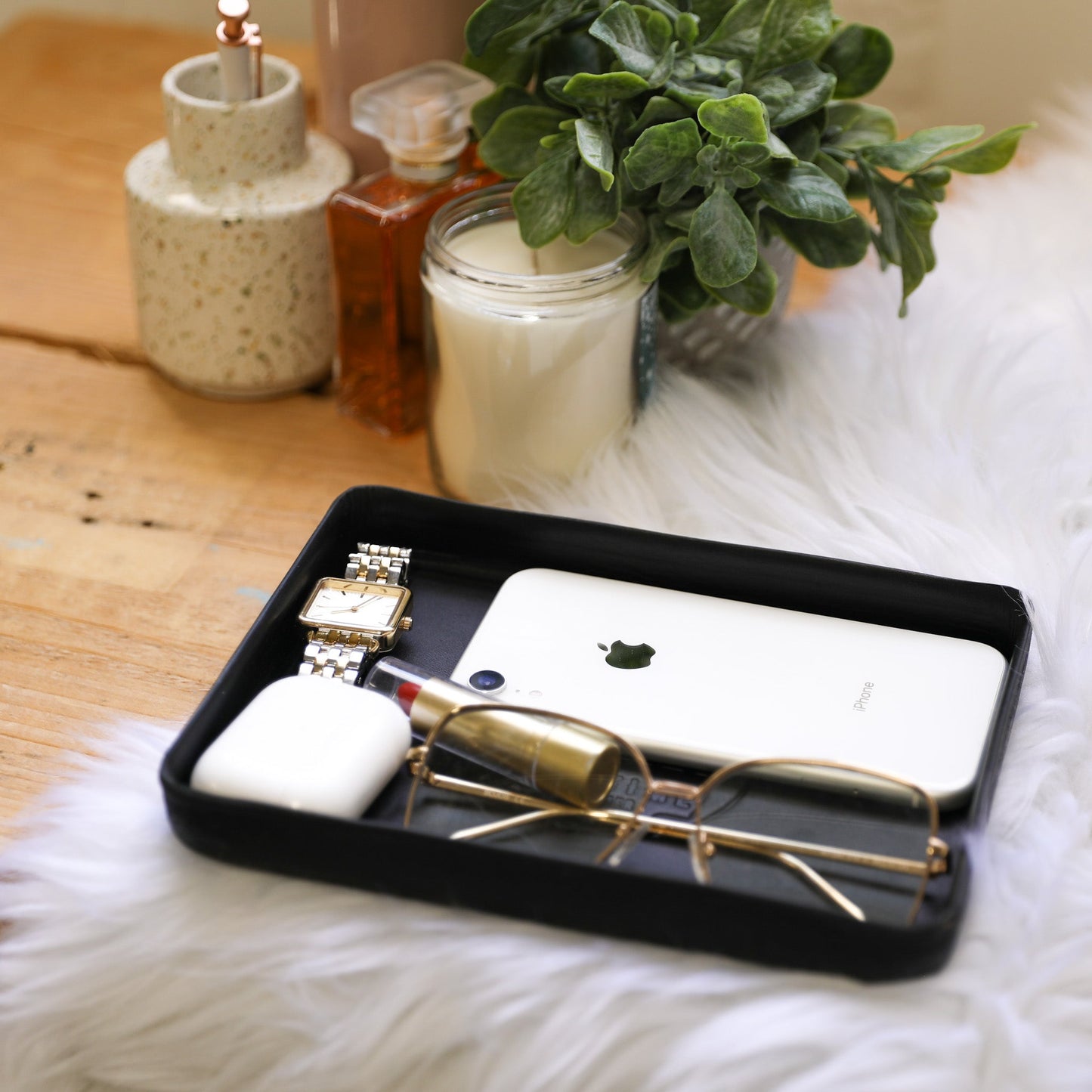 Molded Minimalist Valet Tray by Lifetime Leather Co