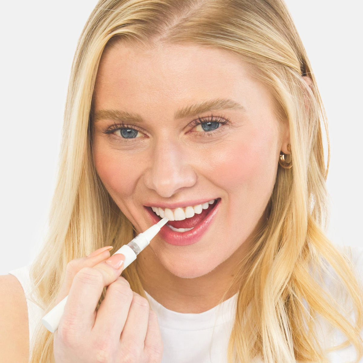 Premium Teeth Whitening Pen by Zimba Whitening